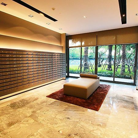 Ideo Mobi Eastgate Bangna By Winnie Bangkok Luaran gambar